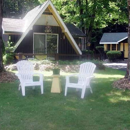 Amber Lantern Two-Bedroom Cottage Lake George Kamer foto